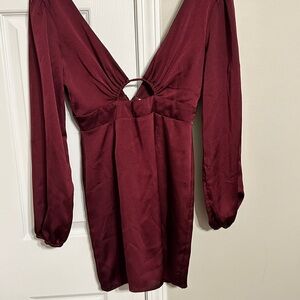 Le Lis Deep Red Backless Long Sleeve Dress